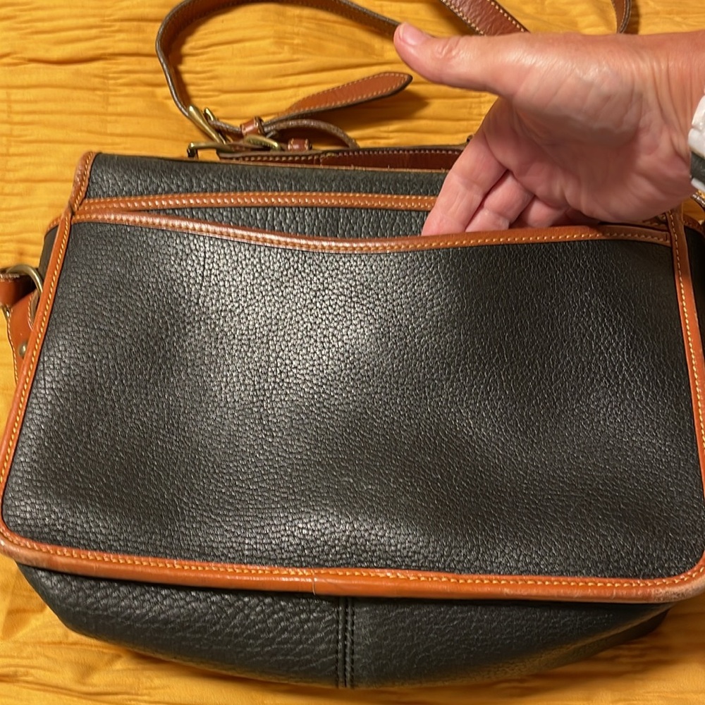 Dooney & Bourke Black and Brown Leather Shoulder Bag - Picture 3 of 8